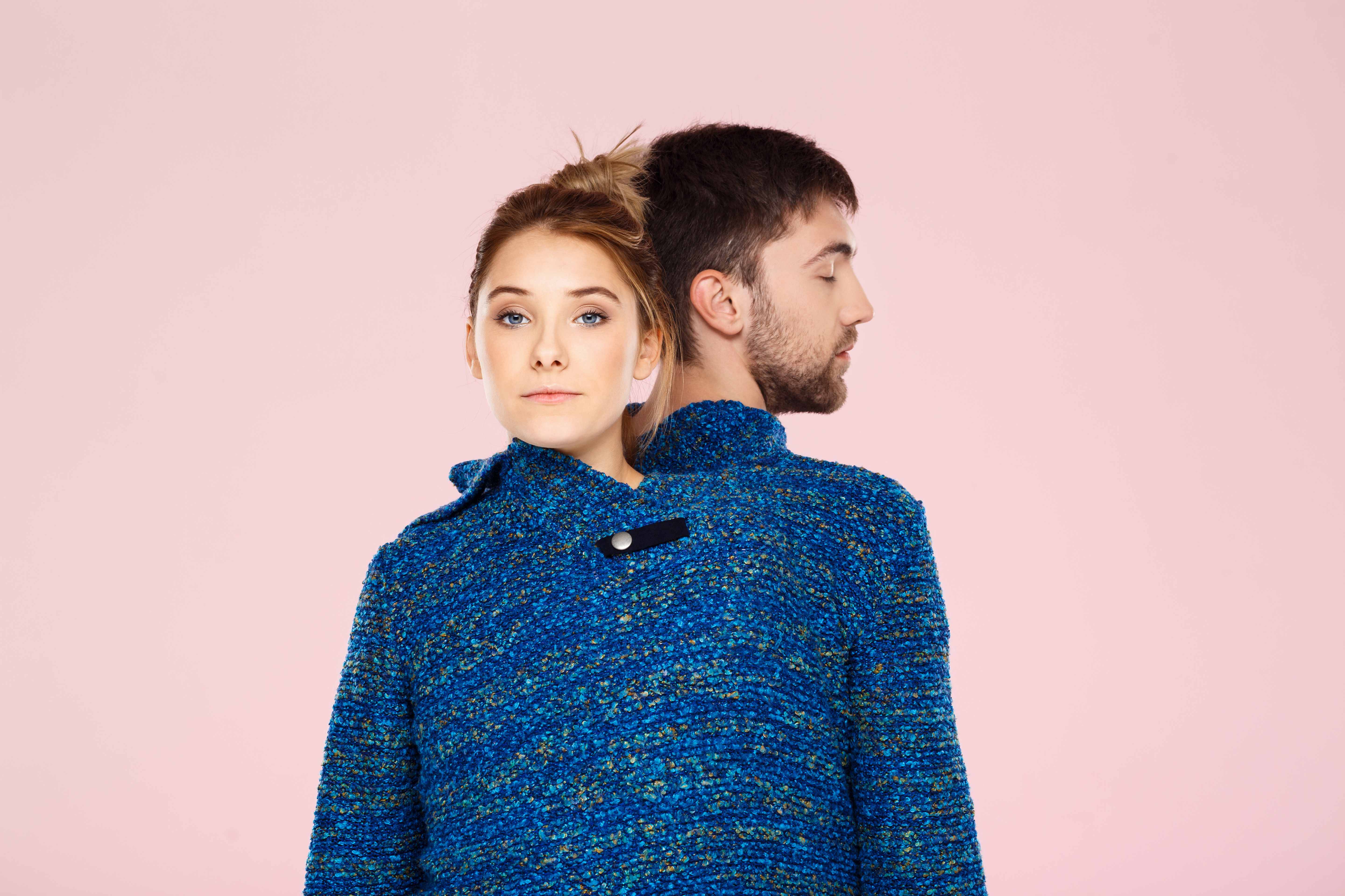 Warme, glaubwürdige Teamszene als Symbol für Haltung, Wirkung und Arbeiten bei Jetzt Jugendhilfe